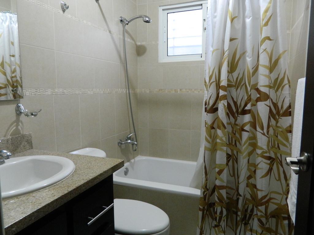Residencial Vista Del Bosque Appartement Santiago De Los Caballeros Buitenkant foto